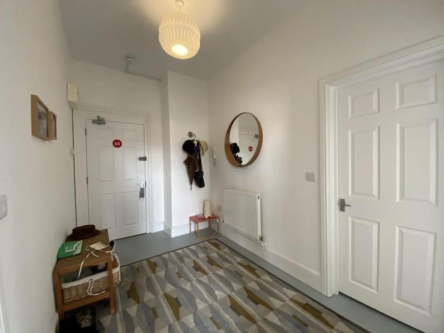 2-bed In *